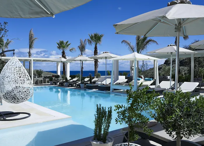 Hotel Aurora Santorini 4*