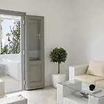 Aurora Santorini Imerovigli