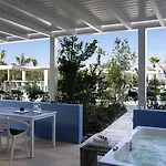 Aurora Santorini 公寓 易莫洛林