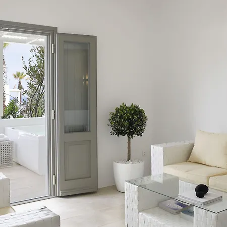 Aurora Luxury Imerovigli (Santorini)