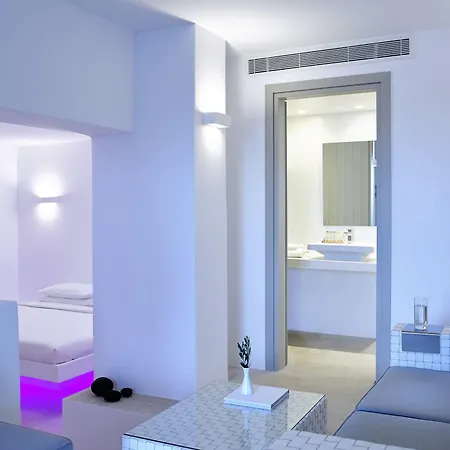 Aurora Luxury Imerovigli (Santorini)