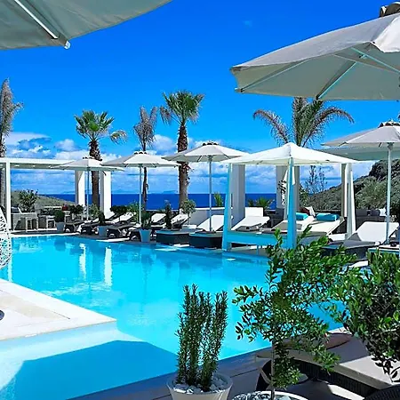 Aurora Luxury شقة إيميروفيغلي