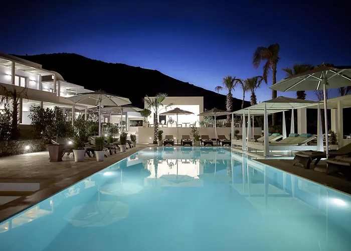 酒店 Aurora Santorini 易莫洛林