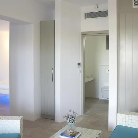Aurora Luxury Hotel