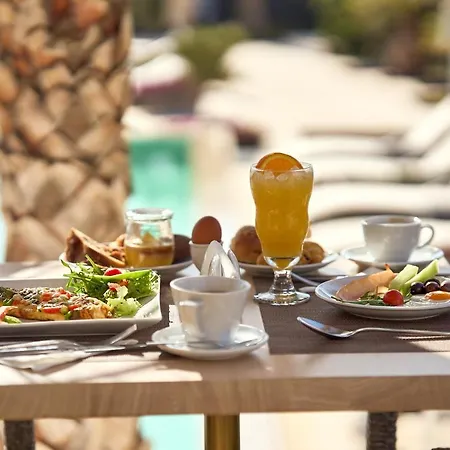 Hotel Aurora Luxury 4*