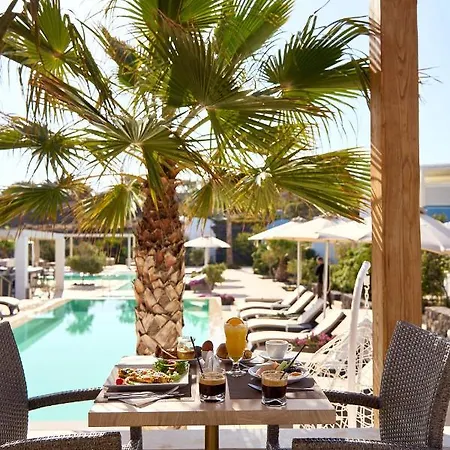 Aurora Luxury 4*