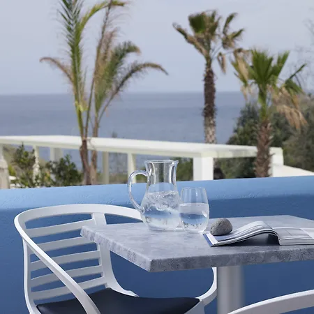 Aurora Luxury Hotel Imerovigli (Santorini)